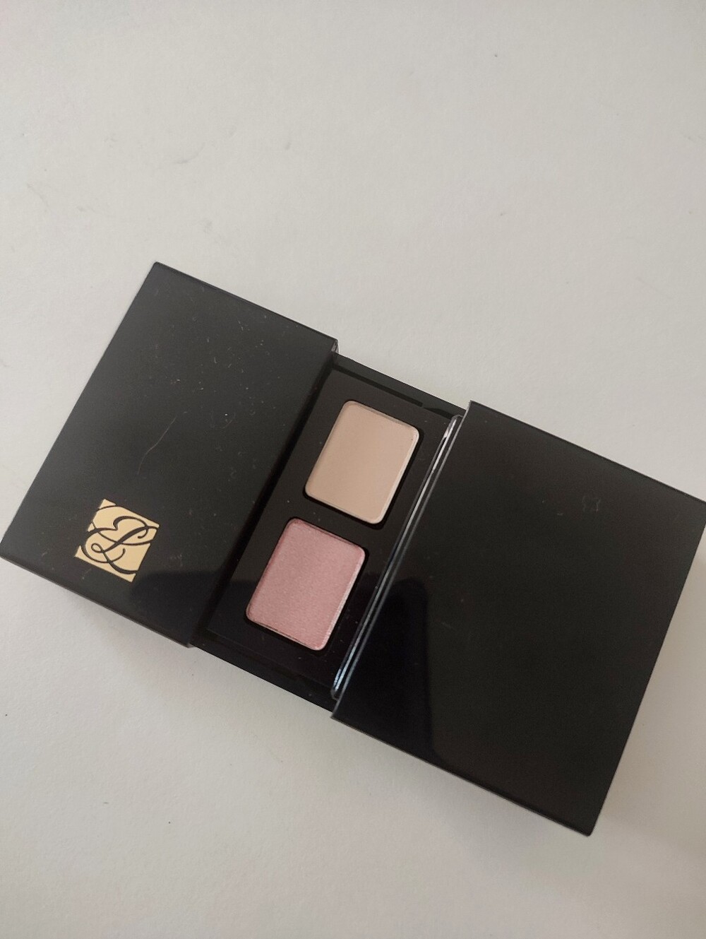 Estee Lauder Signature Eyeshadow Quad